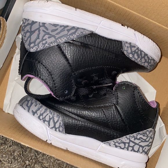 JORDAN 3 RETRO - Picture 2 of 3